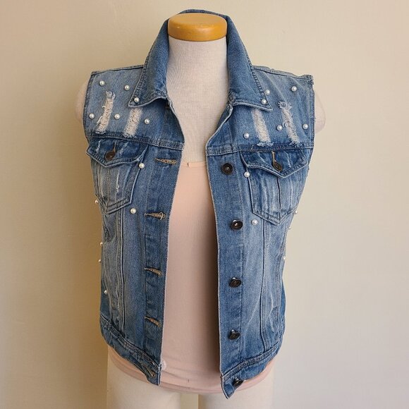 Live a Little Y2K Pearl and Lace Distressed Denim Vest - Picture 3 of 10